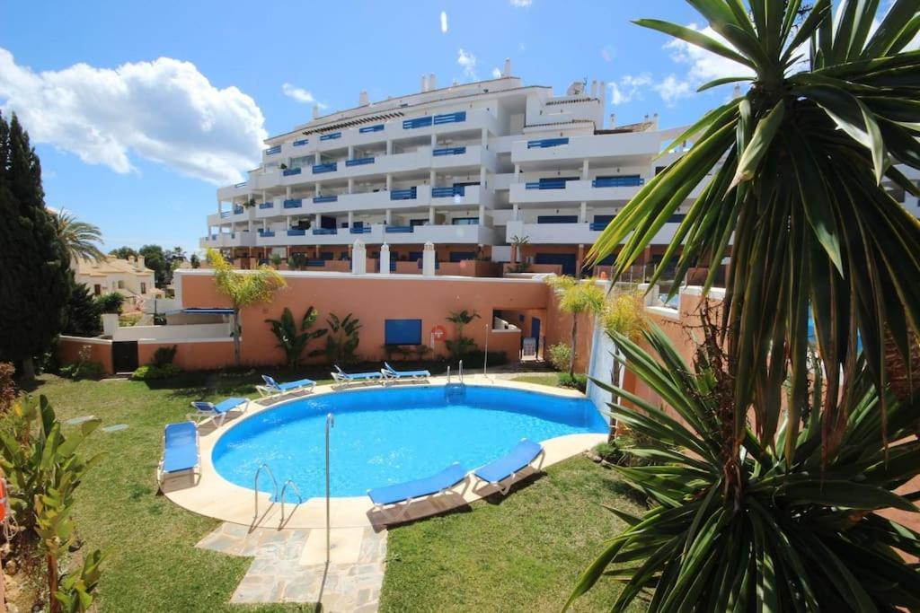 2 Bedrooms Sea And Pool View In Duquesa Golf & Gardens Manilva Castillo de Sabinillas