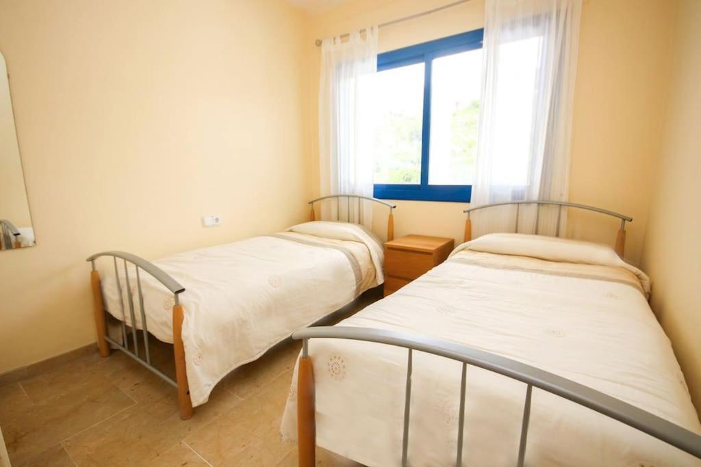 Apartment 2 Bedrooms Sea And Pool View In Duquesa Golf & Gardens Manilva Castillo de Sabinillas